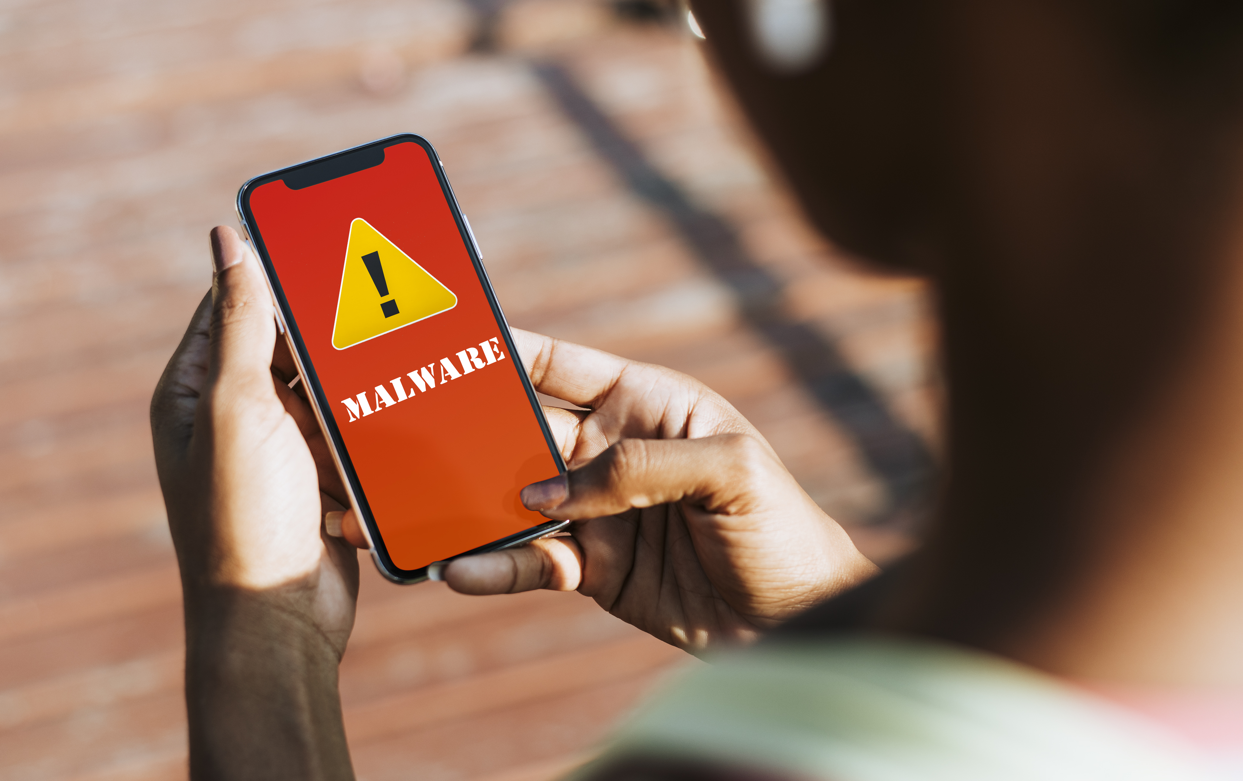 Nem állítható le az iPhone a „NoReboot” malware után!